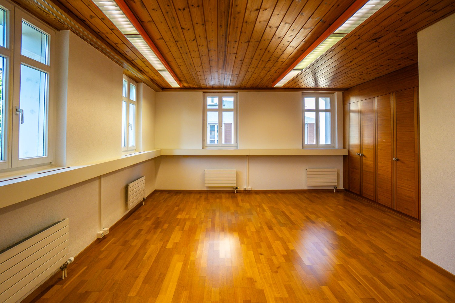 Office, Foto 3 von 10