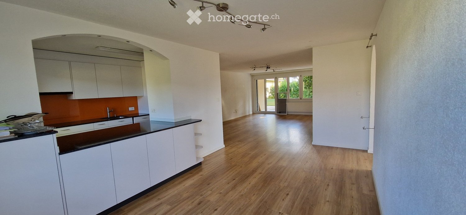 5 rooms apartment, Foto 1 von 5