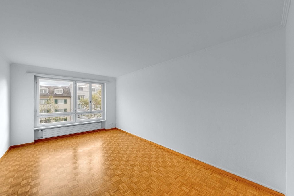 1 room apartment, Foto 2 von 2