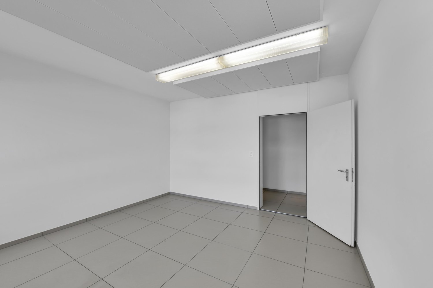 258m² commerciale
