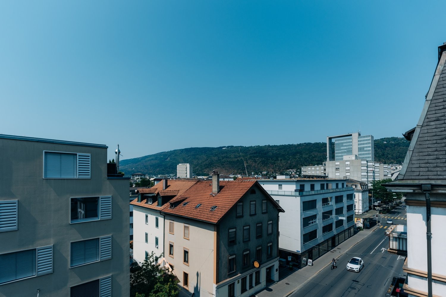 Möblierte 4 ½ Zimmer Wohnung, Foto 3 von 10