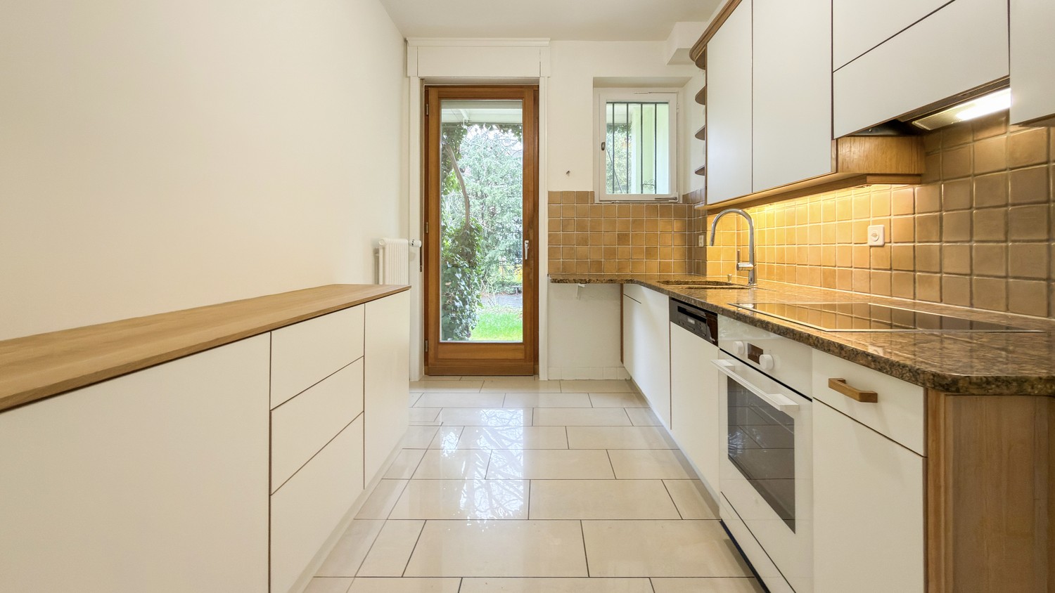6 rooms single house (3)