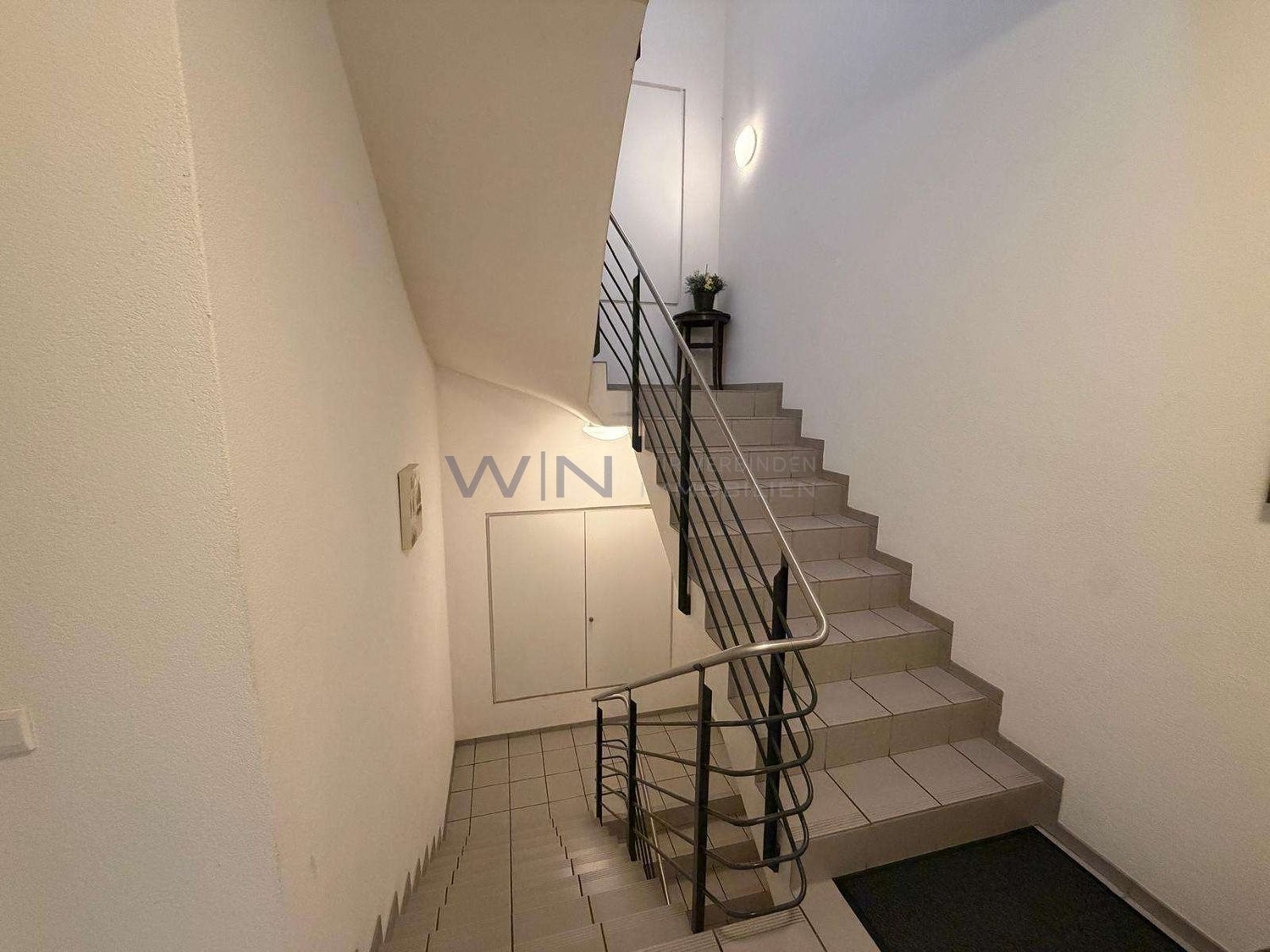 168m² shop, Foto 4 von 4