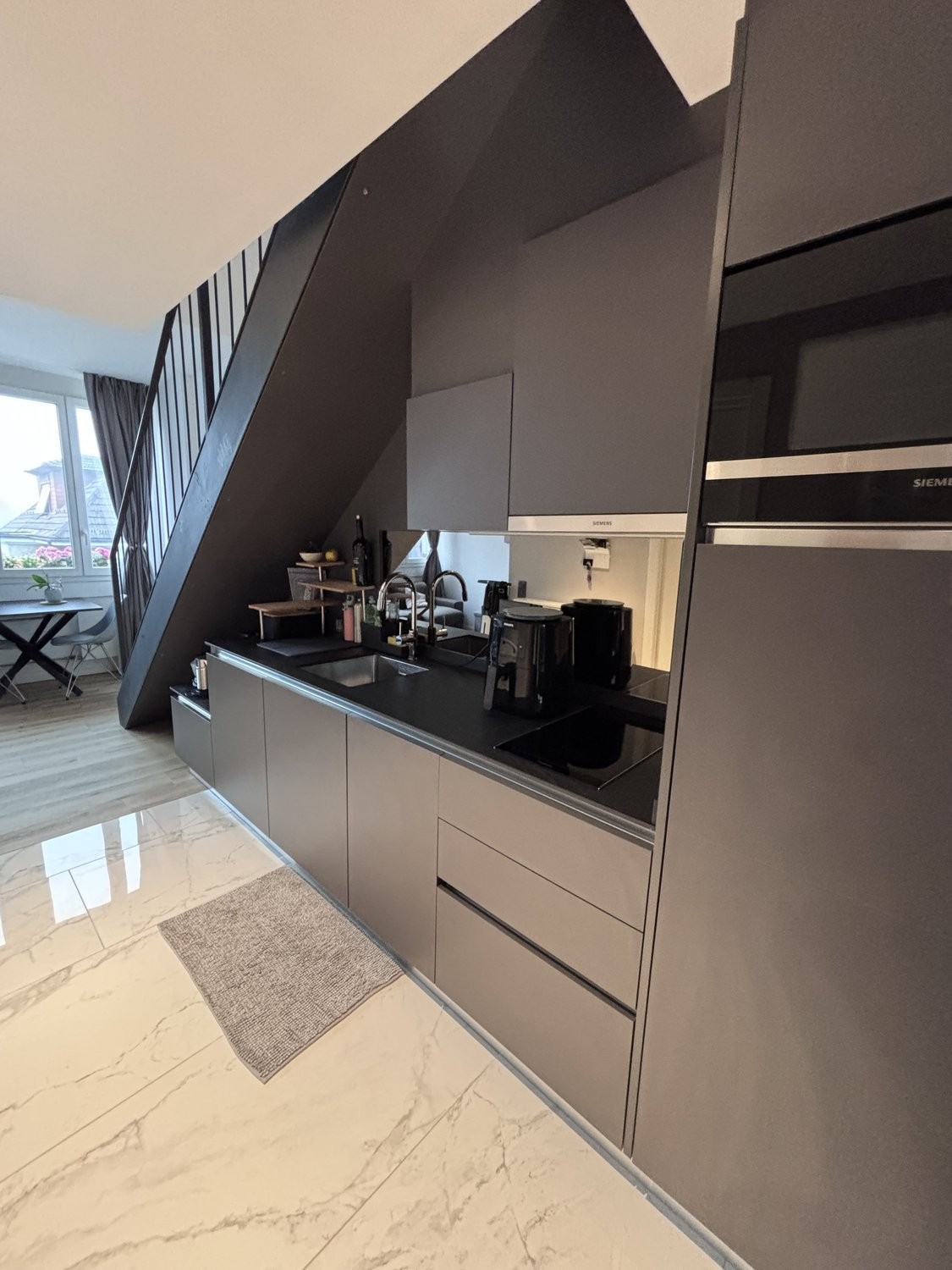 2 ½ pièces appartement meublé, photo 3 sur 10