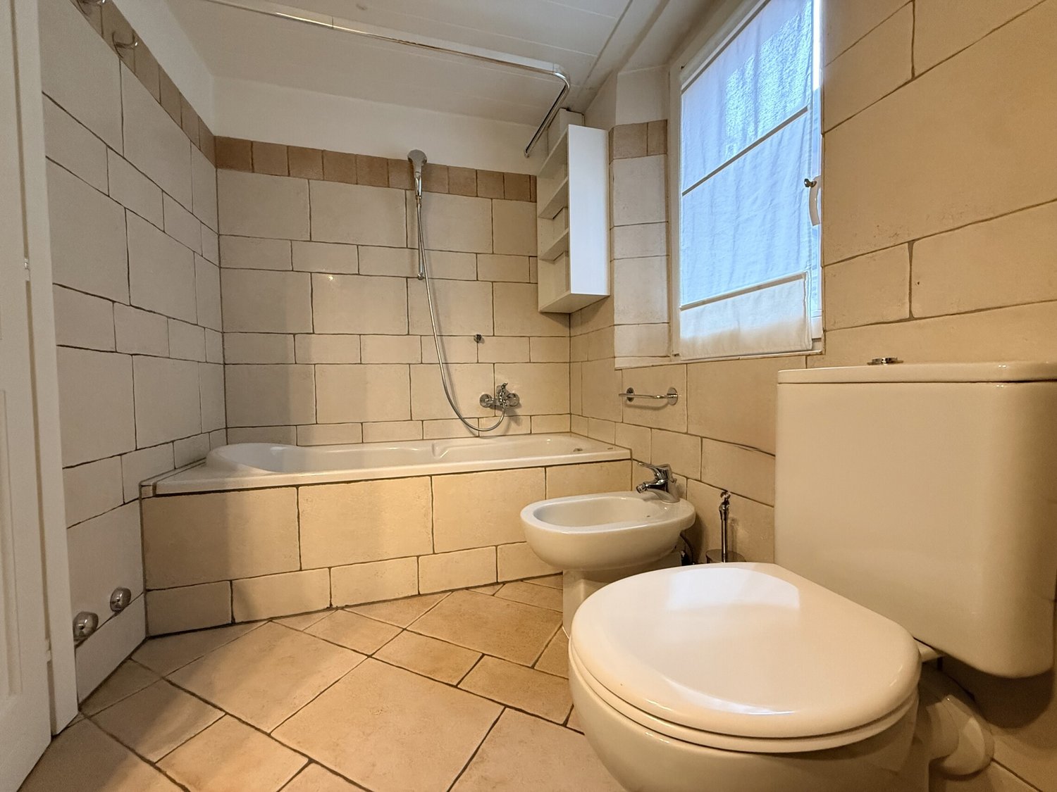 4 rooms apartment (7)