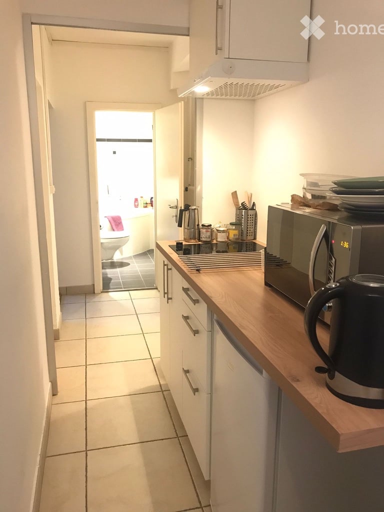 1 room single room