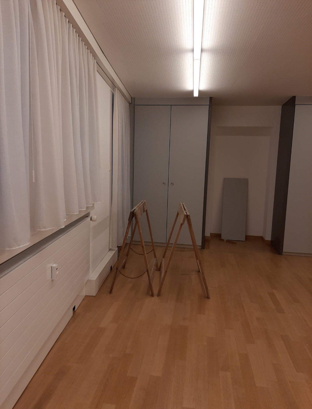 60m² commercial