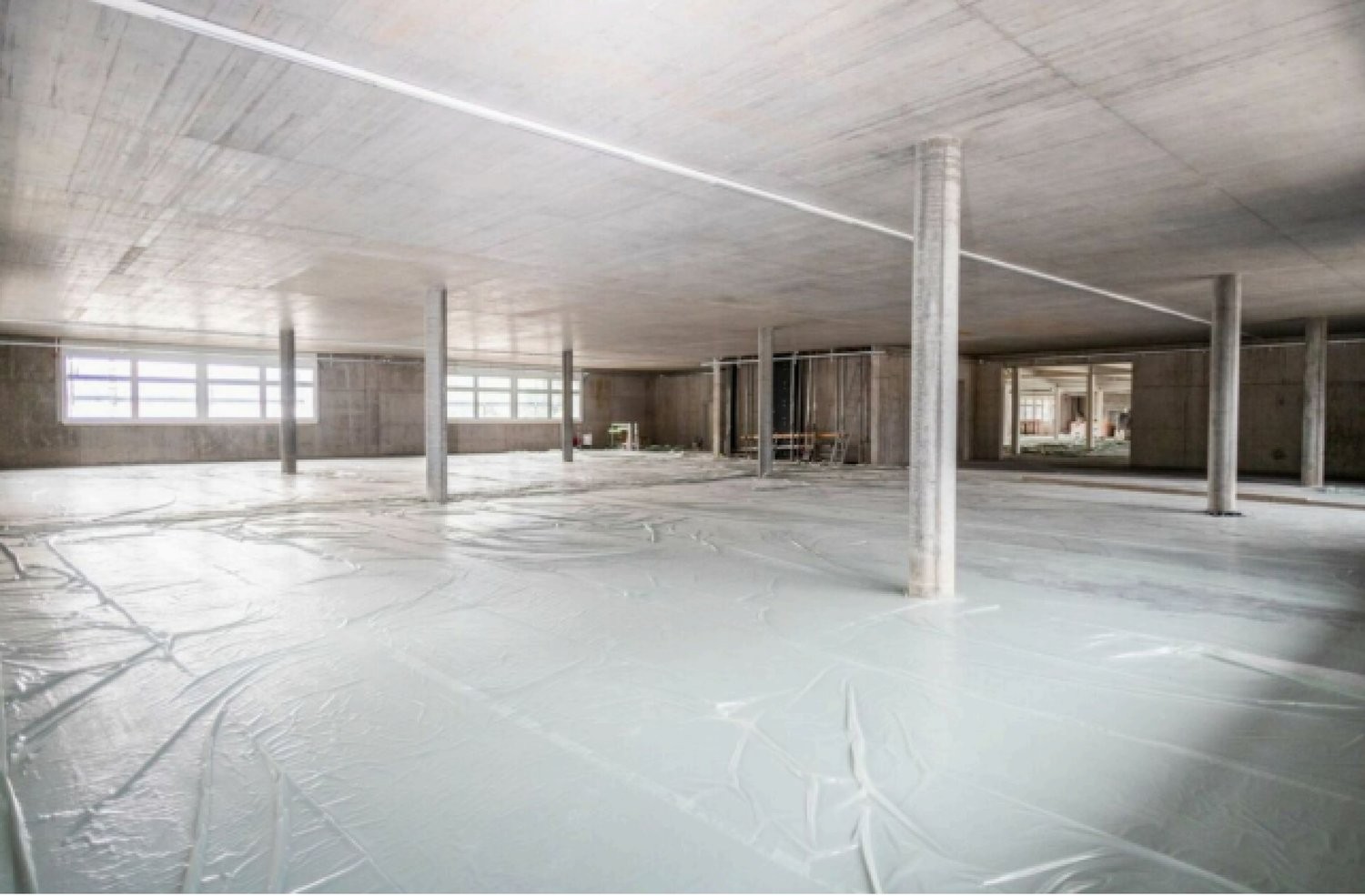 796m² ufficio