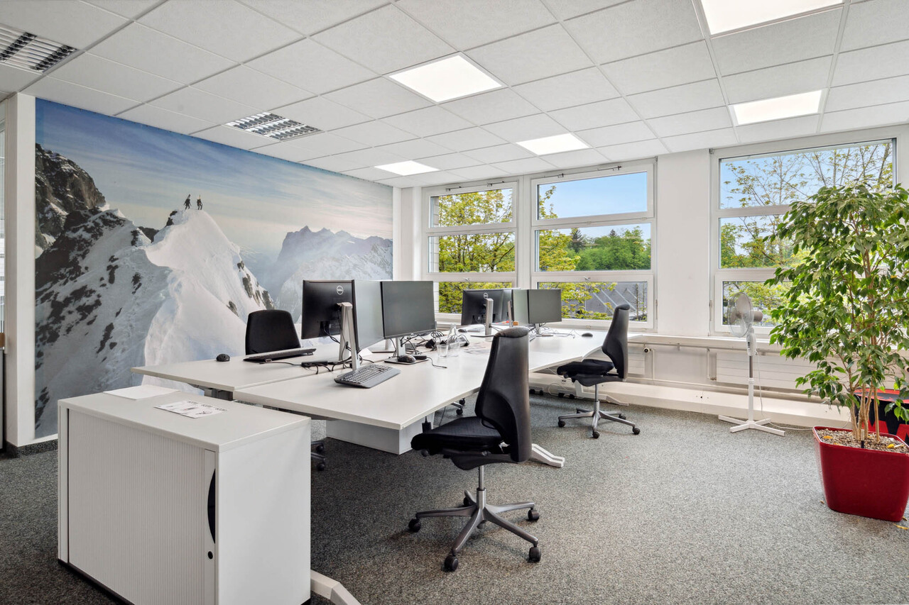 17258m² commercial, Foto 1 von 10