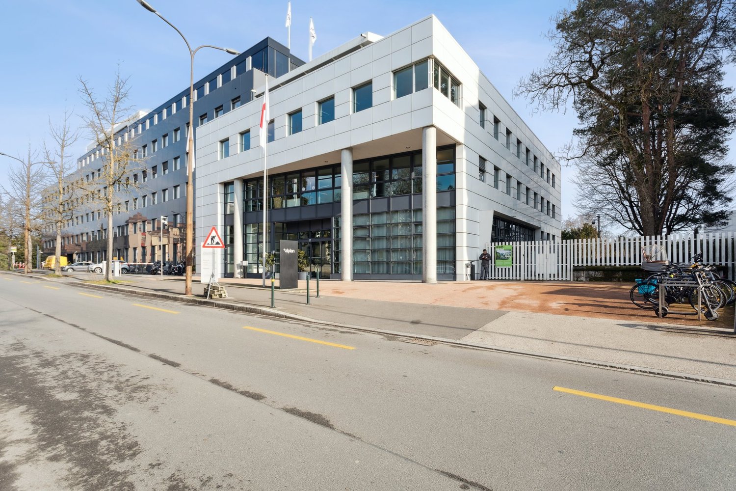 1100m² Büro, Foto 1 von 10