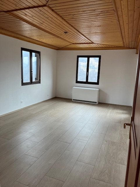 6 rooms apartment (5)