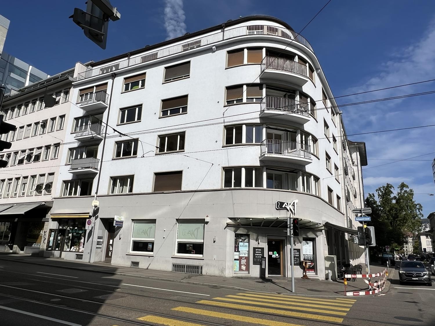 3 rooms apartment