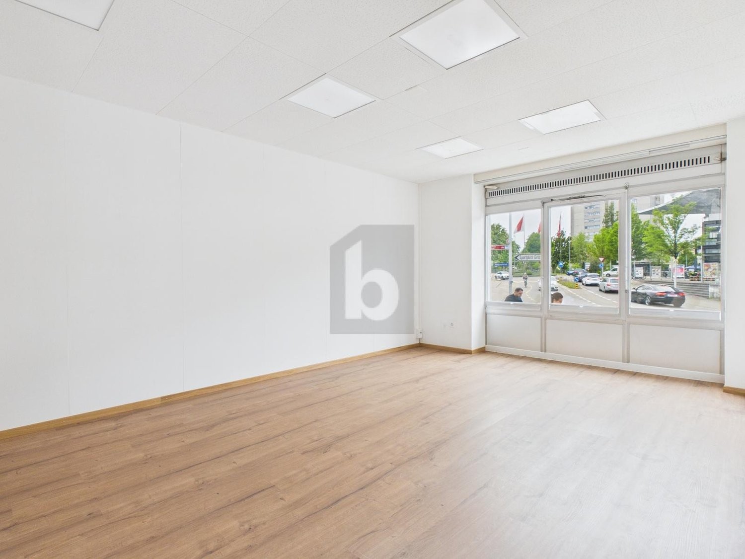 15m² office