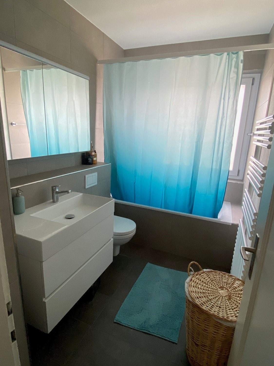 2 rooms furnished flat