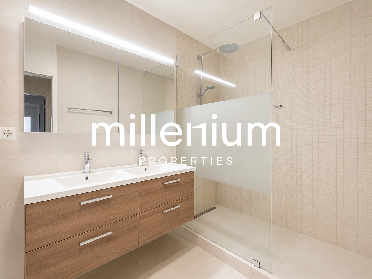 5 rooms apartment