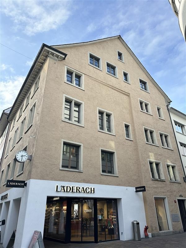 258m² office
