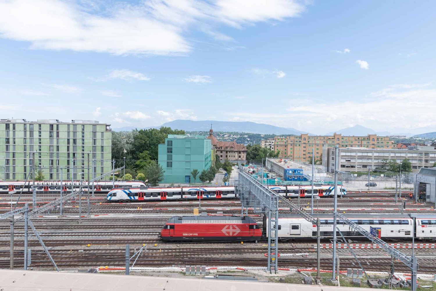 500m² office