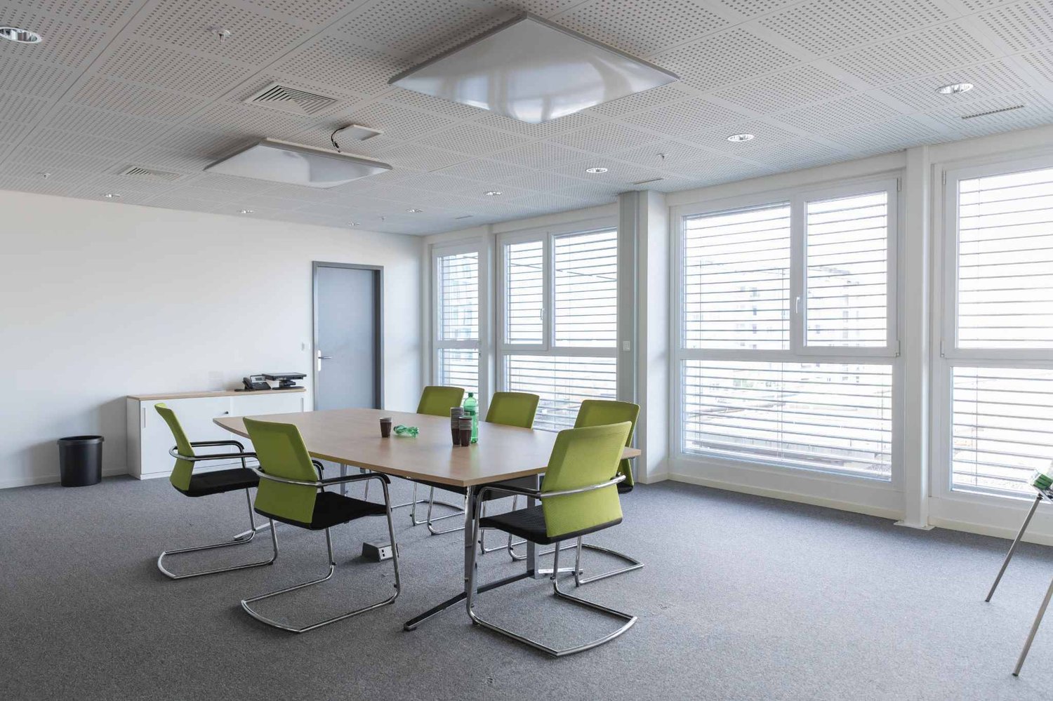 500m² office