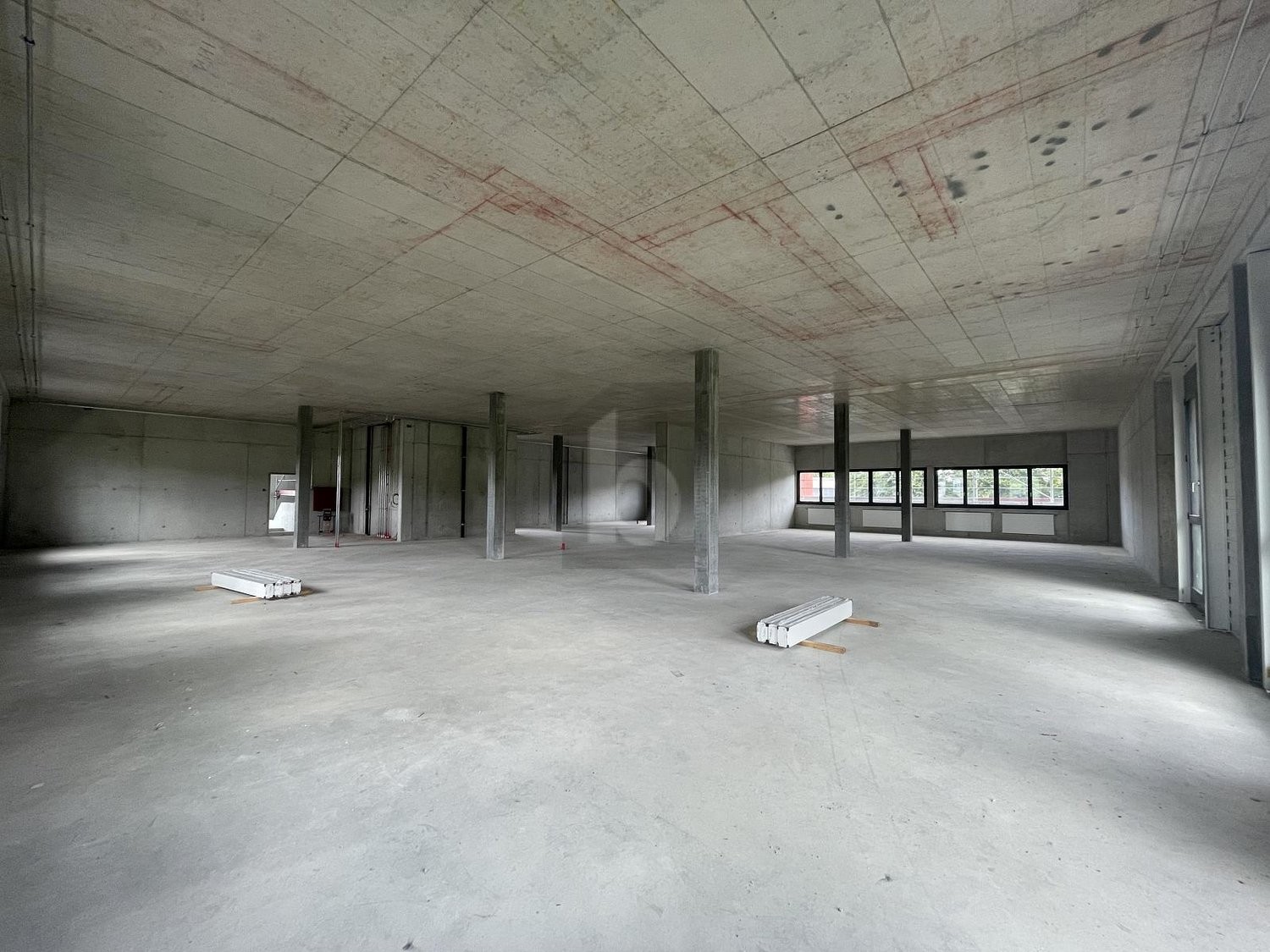 100m² objet industriel