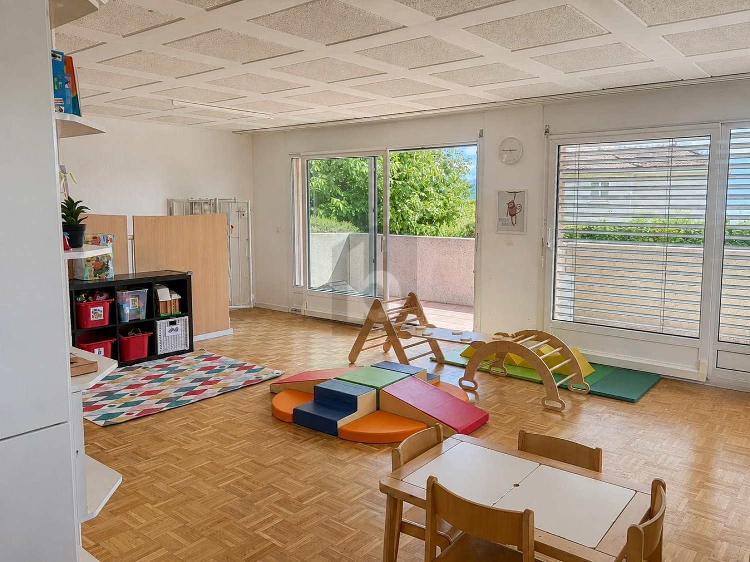 300m² Büro, Foto 4 von 4
