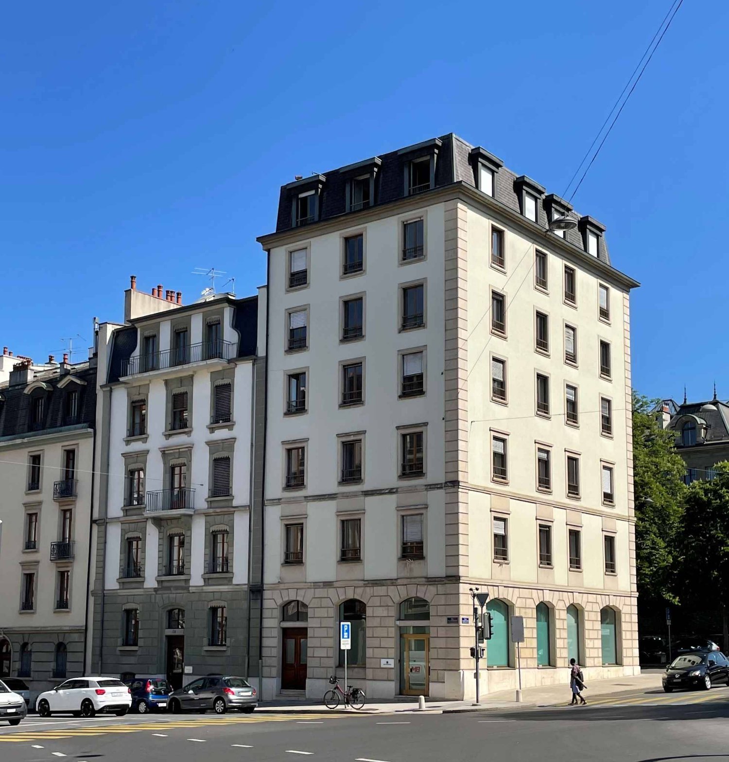 1130m² Büro, Foto 1 von 10
