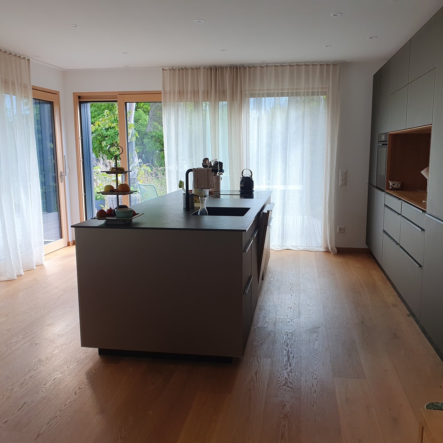 3 ½ rooms furnished flat, Foto 1 von 10
