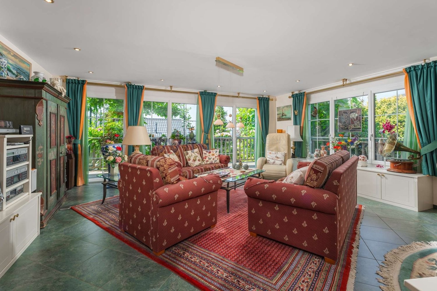Casa unifamiliare con 6 ½ locali, foto 4 di 10