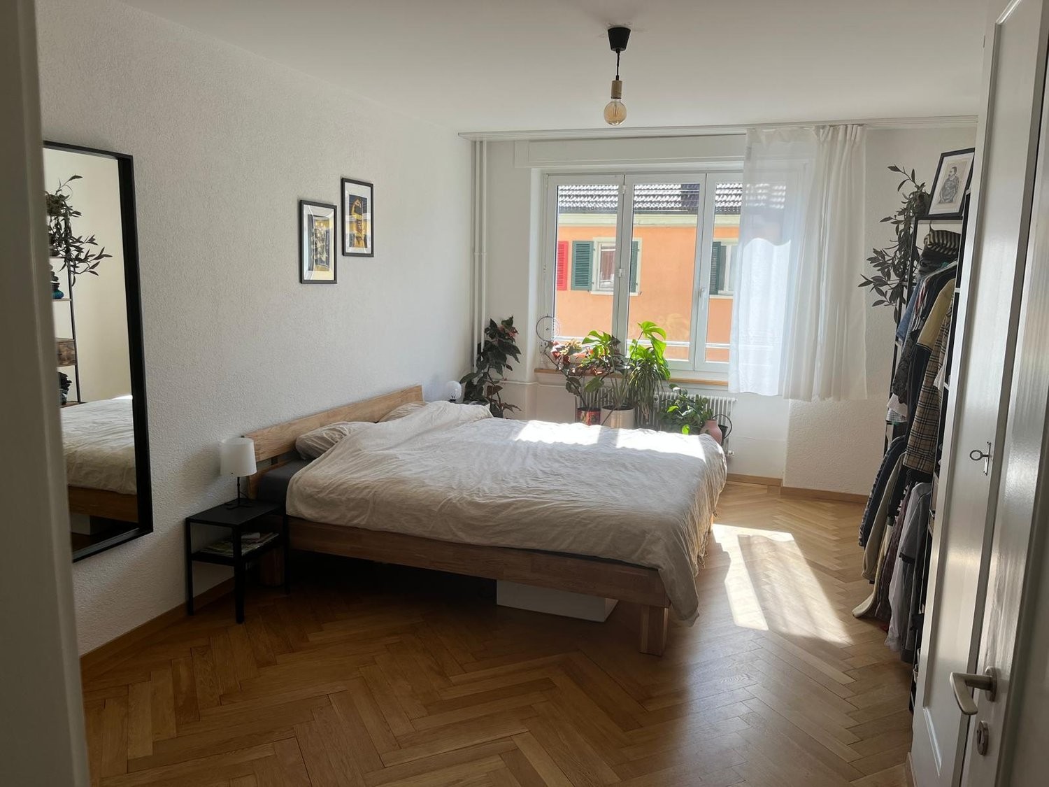2 rooms furnished flat