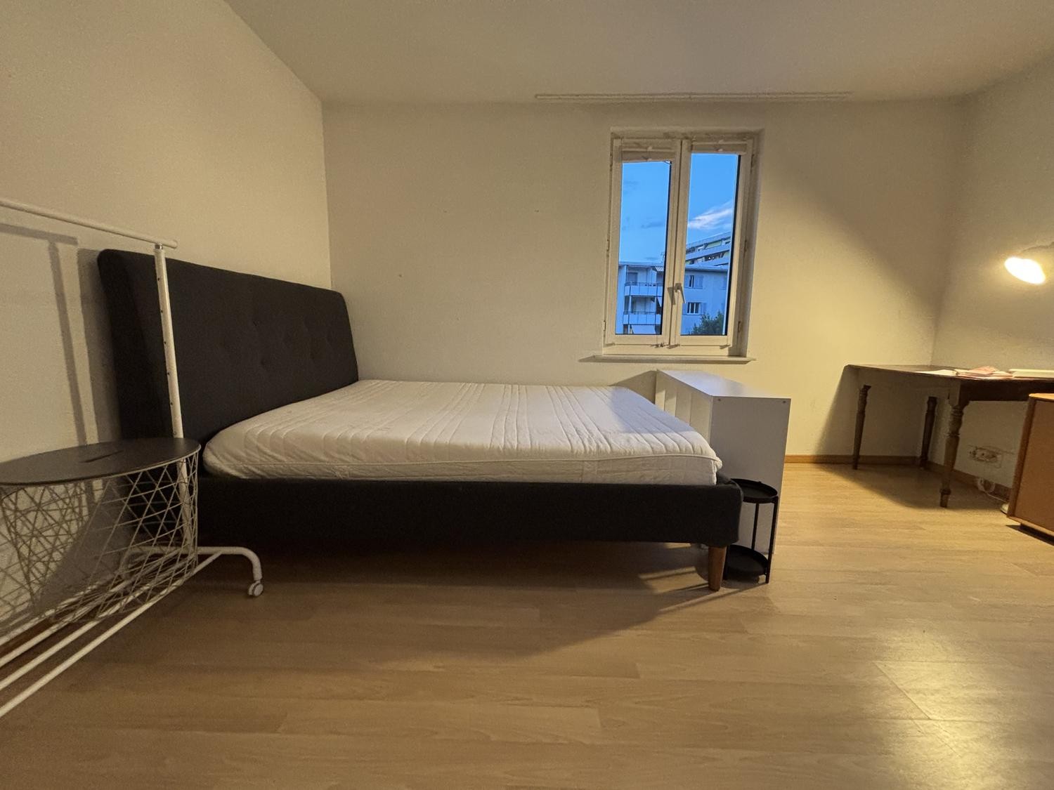 Zimmer in einer Wohngemeinschaft, Foto 1 von 4