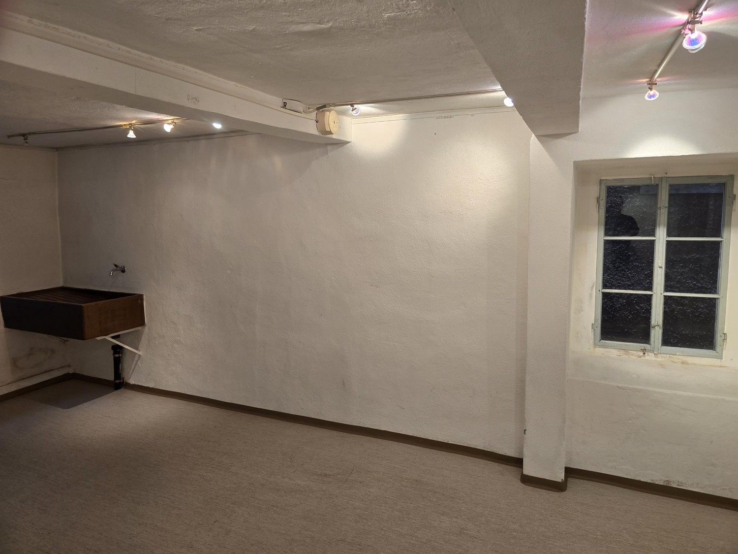 20m² commercial