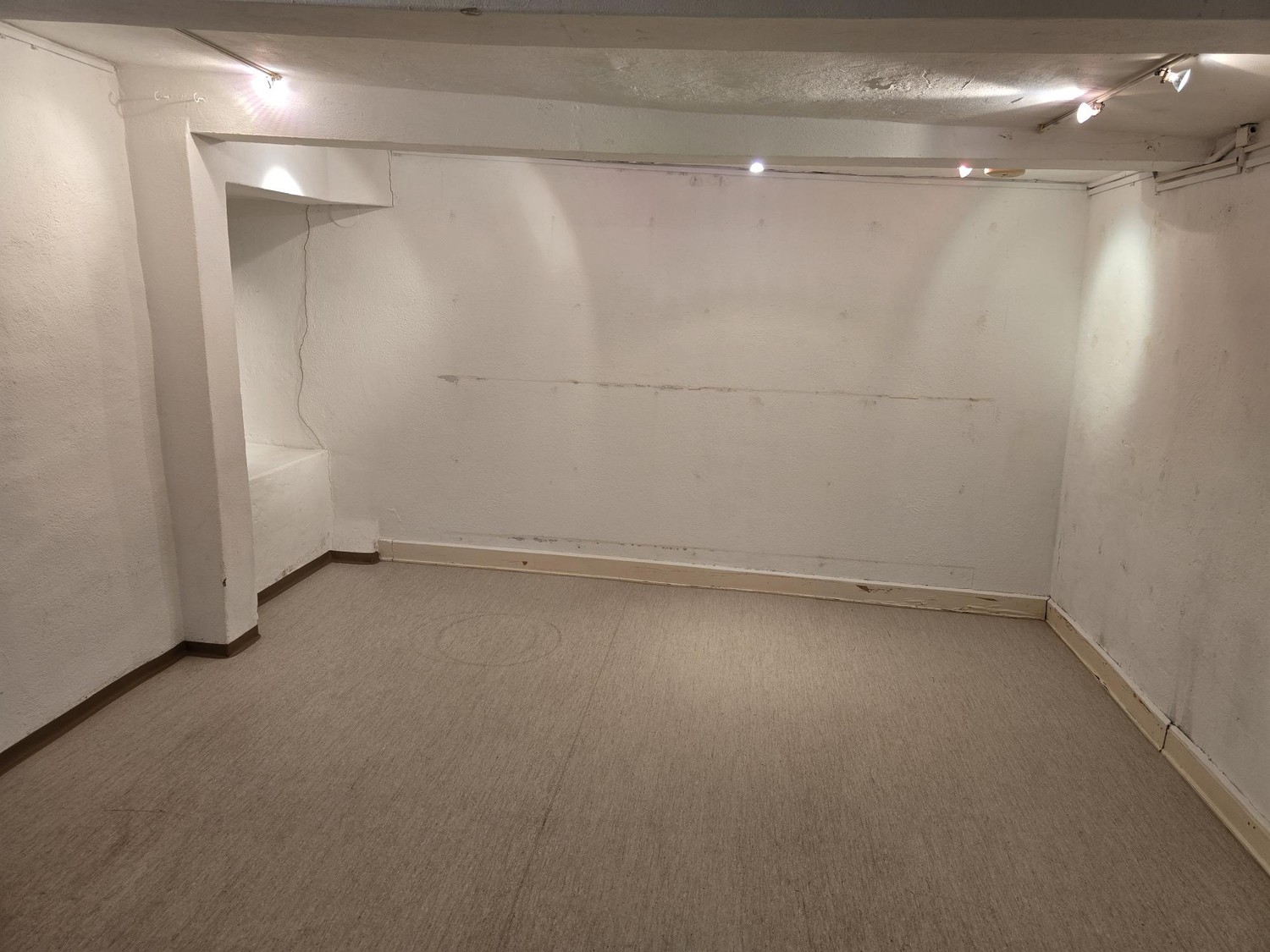 20m² commercial