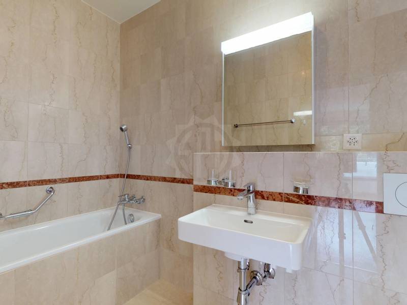 7-Zimmer-Wohnung, Foto 8 von 8