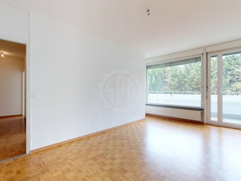 7-Zimmer-Wohnung, Foto 1 von 8