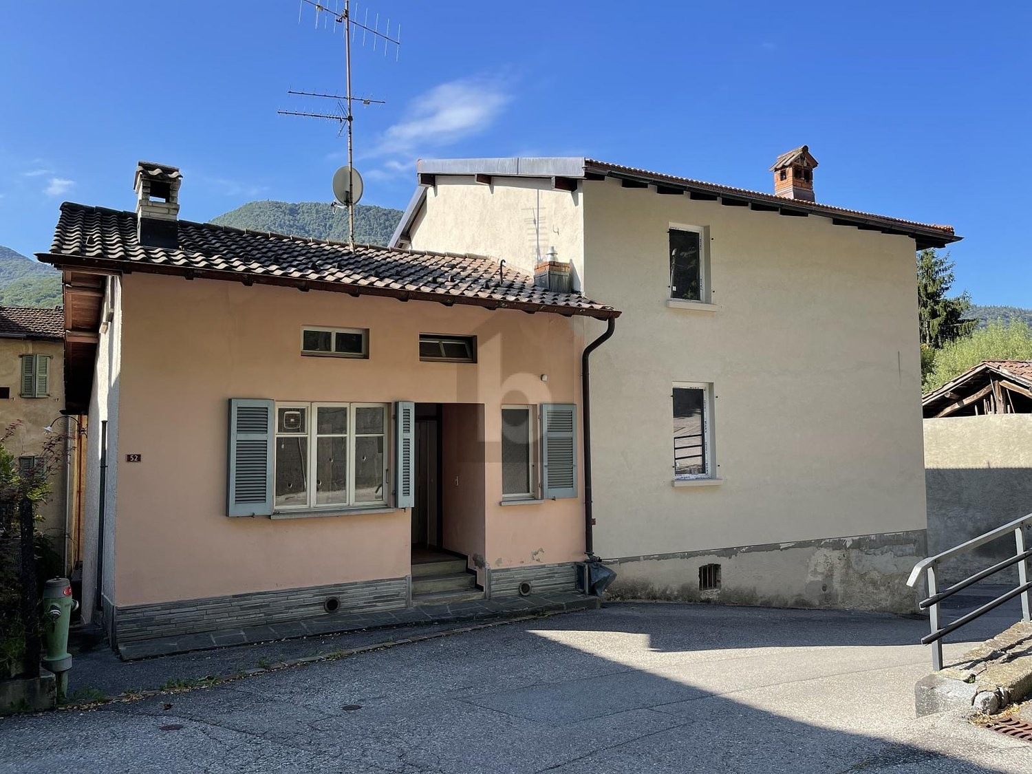 5 ½ Zimmer Einfamilienhaus, Foto 1 von 4
