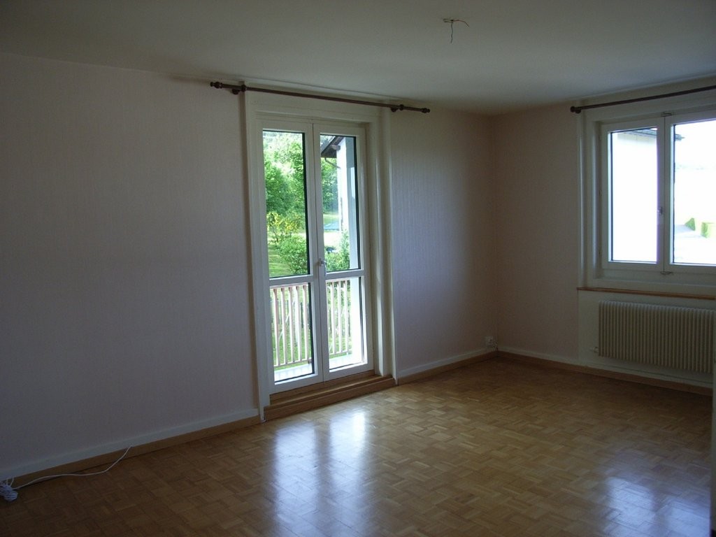 5 rooms apartment
