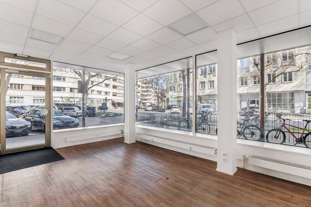 73m² de commerce