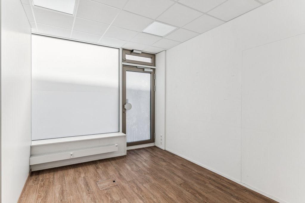 73m² de commerce