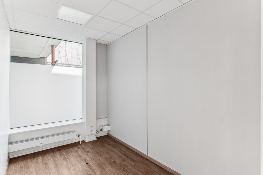 73m² de commerce