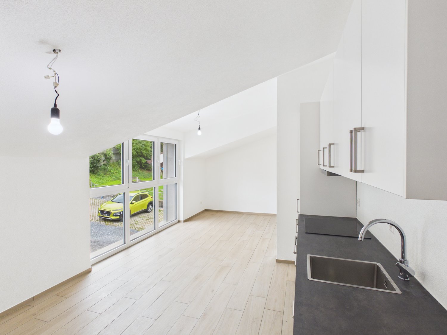 2 ½ rooms roof flat, Foto 3 von 9