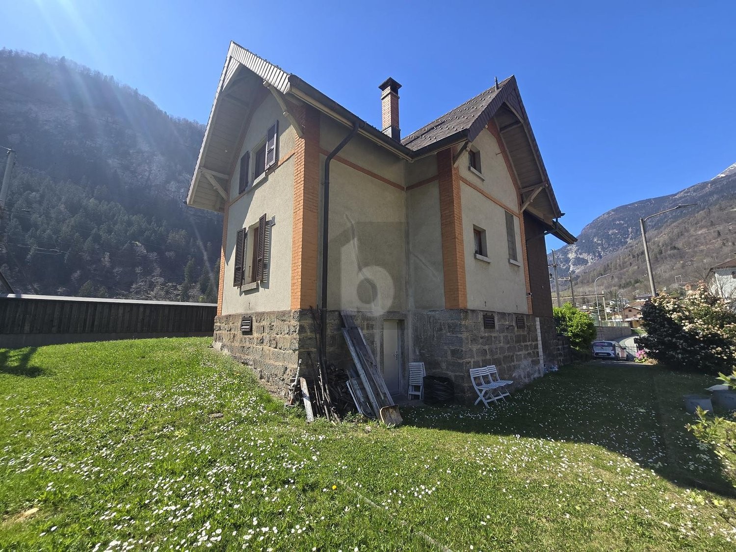 7 rooms single house