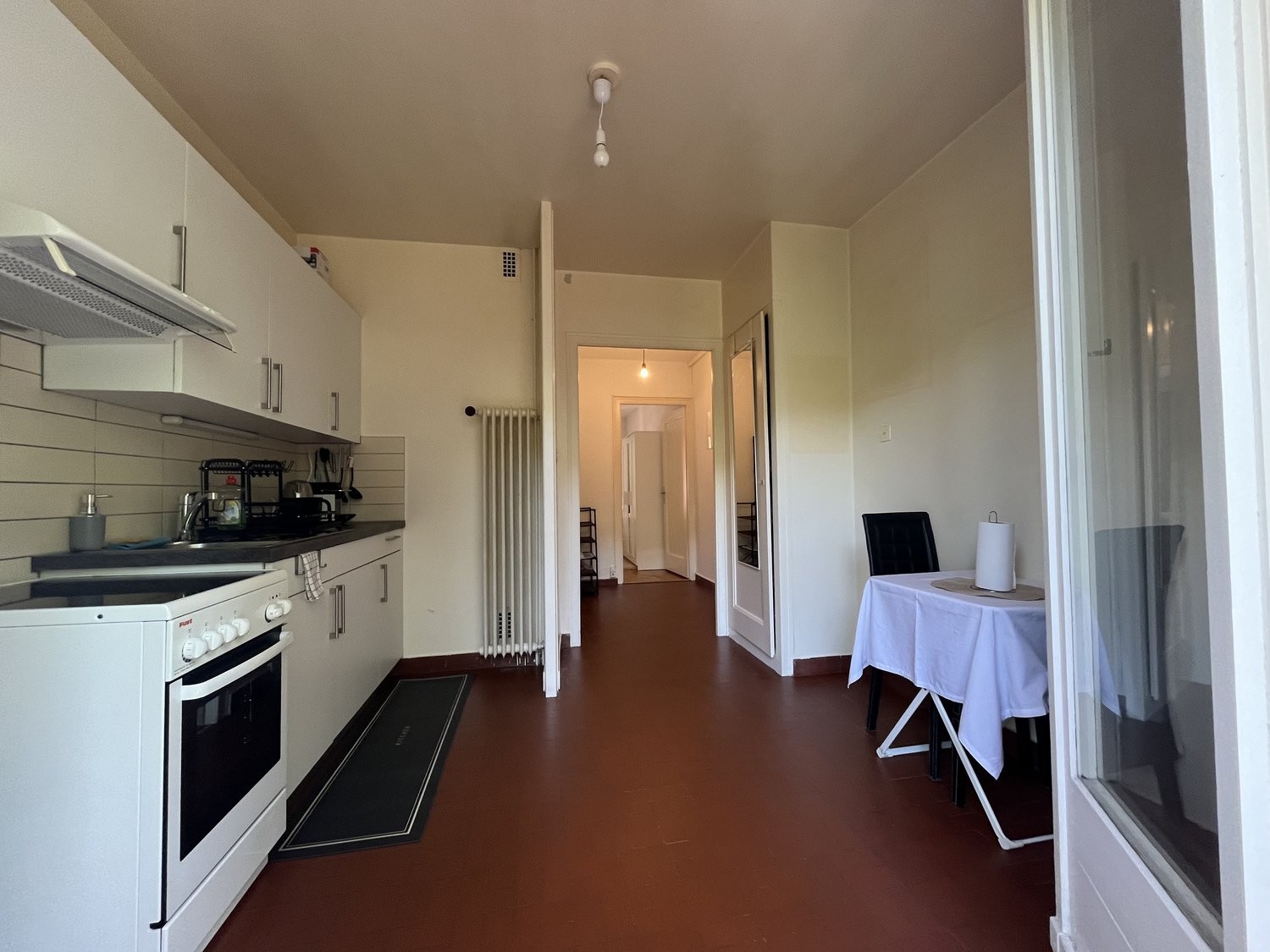 2 Zimmer möblierte Wohnung, Foto 2 von 8