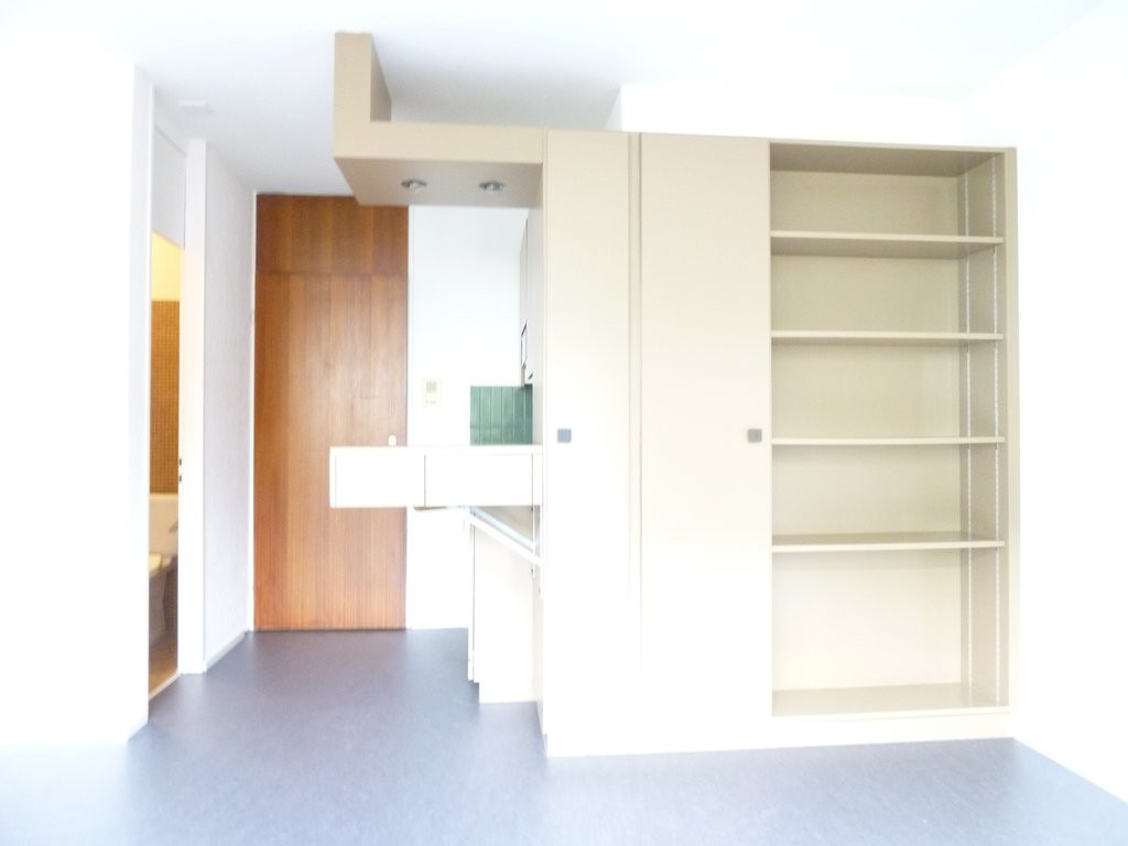 1 room apartment, Foto 4 von 8