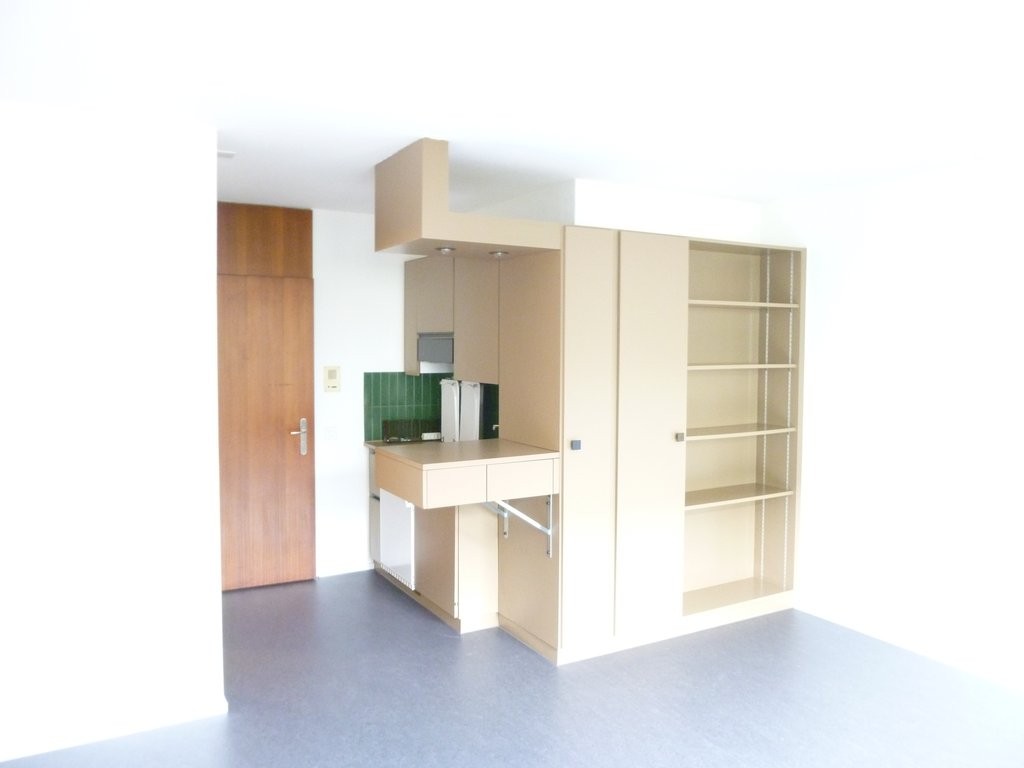1 room apartment, Foto 3 von 8