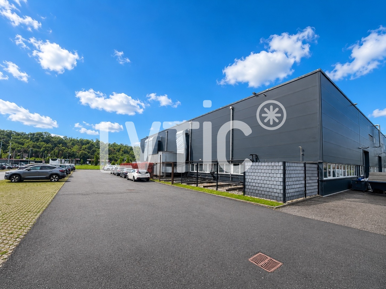 2250m² Industrieobjekt, Foto 5 von 10