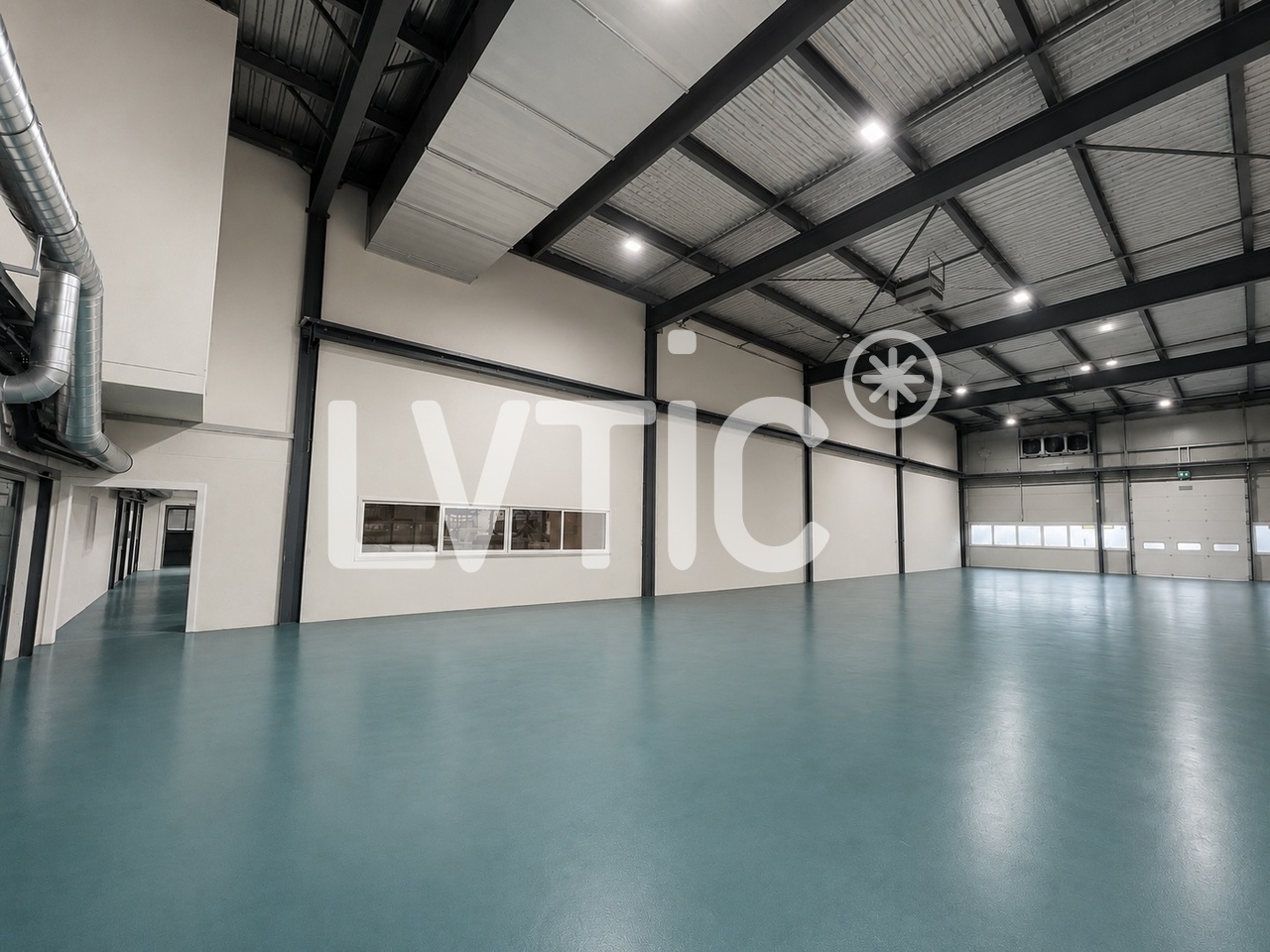 2250m² Industrieobjekt, Foto 8 von 10