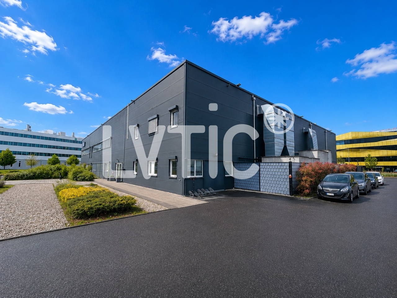 2250m² Industrieobjekt, Foto 6 von 10