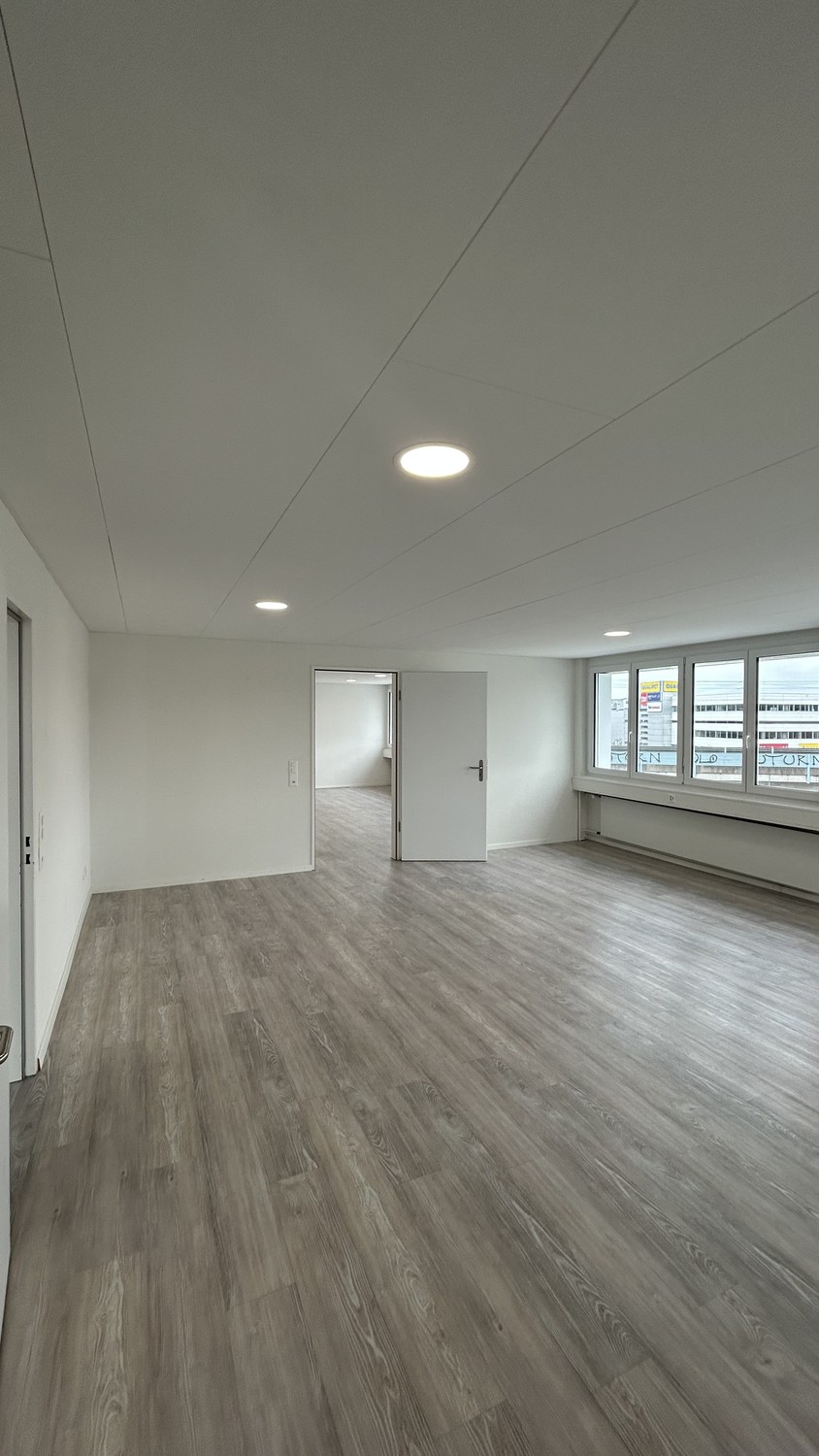 89m² commercial