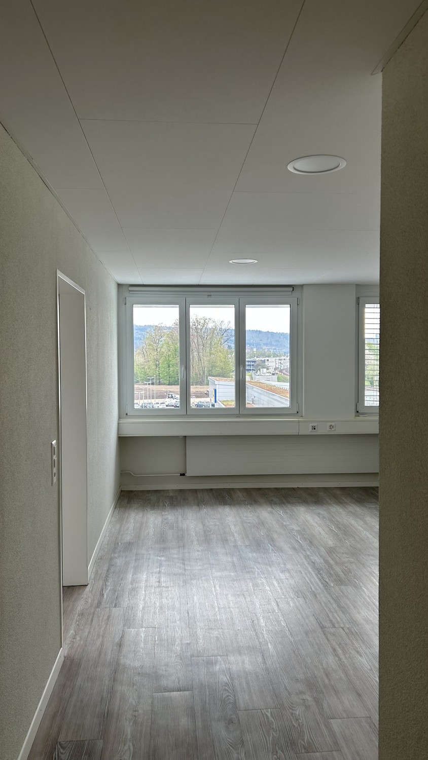 89m² commercial