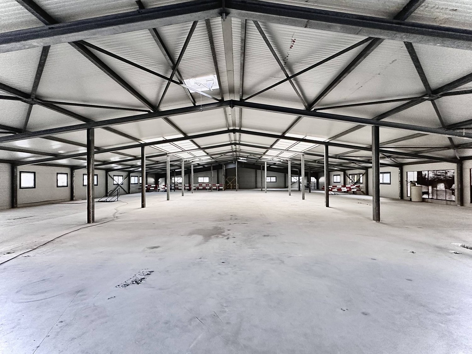 2350m² Gewerbe, Foto 4 von 5