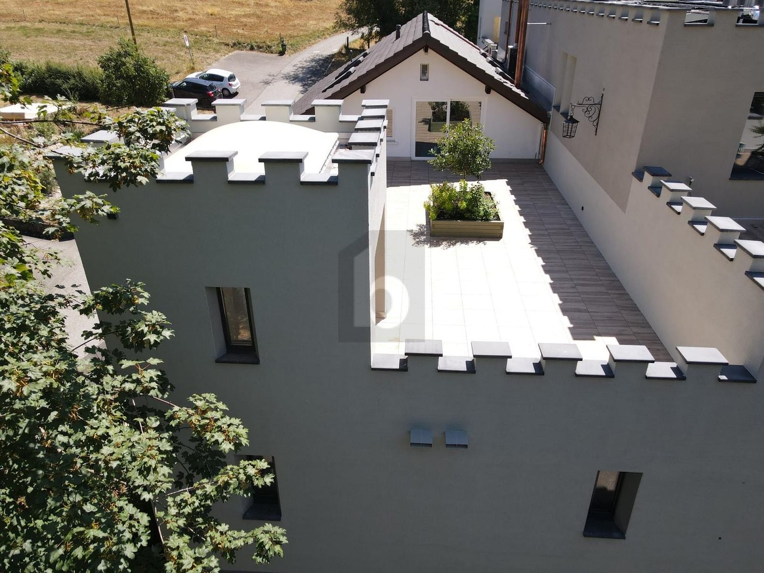 3 rooms roof flat